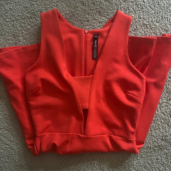 Design Lab Skater Dress with Chest Cutout - Picture 4 of 4